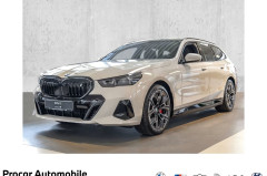 BMW i5 xDrive40 Touring Individual M Sport Pro HuD+PANO+AHK+Standh.+Autobahnassist.+LHZ
