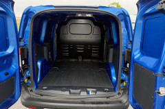 Ford Transit Courier (CHQ)