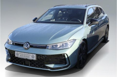 Volkswagen Passat Variant 2.0 TDI R-LINE+AHK+RFK+PANO+ACC