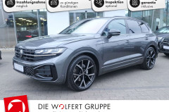 Volkswagen Touareg R-Line 3,0 V6 TDI SCR (286 PS) 4MOTION *AHK*BLACKSTYLE*PANORAMA*WINTERRÄDER*