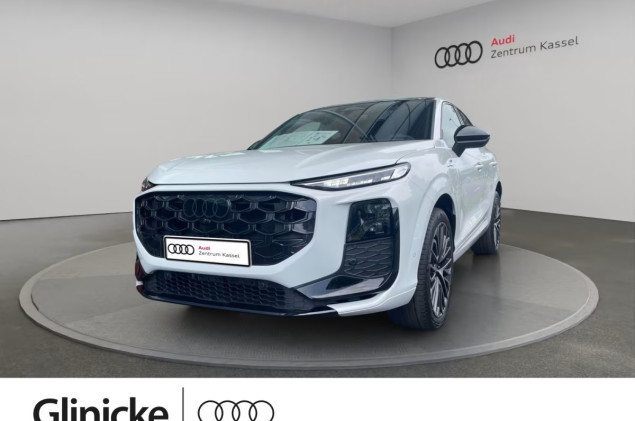 Audi Q3 SB e-hybrid S line Matrix LED Pano RÜ AHK
