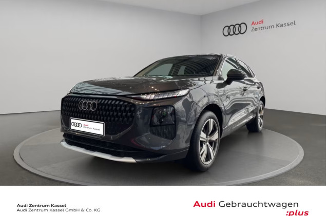 Audi Q3 SB TFSI LED Plus Navi Rü AHK 19 Sportsitze