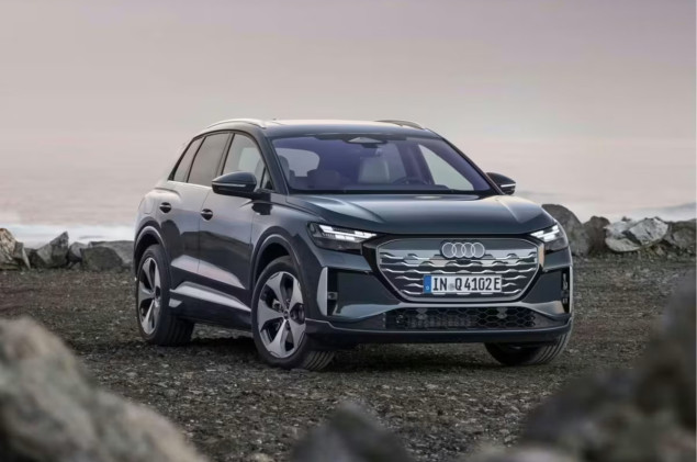 Audi Q4 e-tron 40 e-tron 150kW s-tronic Sportsitze Kieselgrau