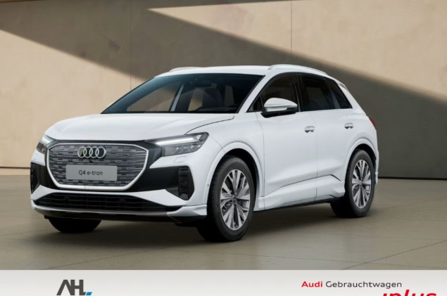 Audi Q4 e-tron 55 e-tron quattro Navi plus HuD Rückfahrkamera