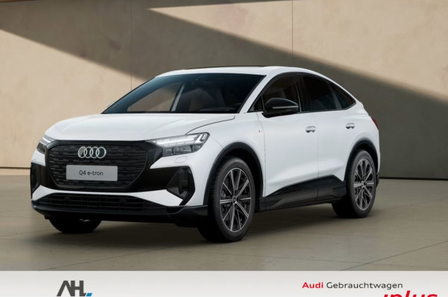 Audi Q4 e-tron Q4 Sportback e-tron 45 e-tron quattro AHK Pano S line