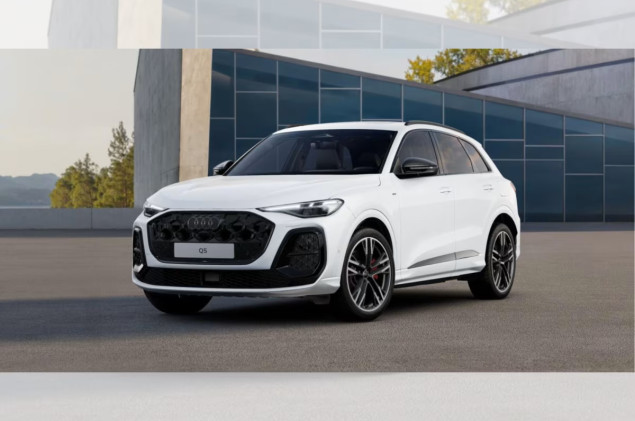 Audi Q5 E-HYBRID, S-Line, Adaptives Luftfederfahrwerk, Anhängevorrichtung, Panorama Glasdach, Exterieur Pake