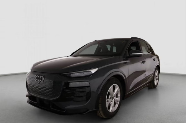 Audi Q6 e-tron Perf advanced AHK MATRIX PANO AR-HuD