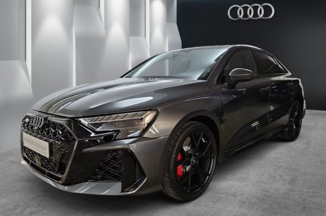 Audi RS3 Limousine Sportabgasanlage Anhebung VMAX