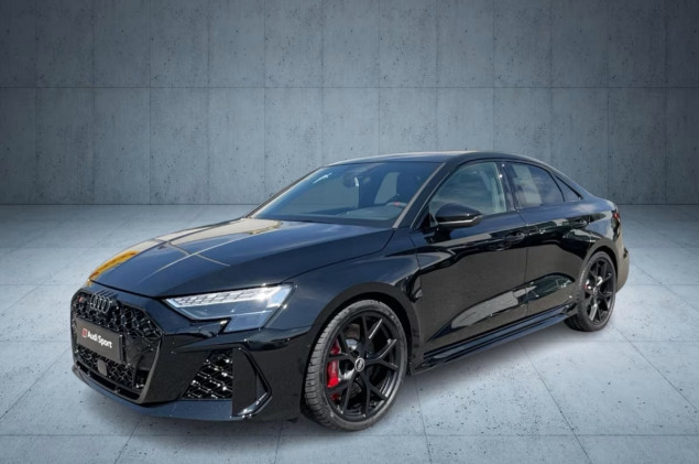Audi RS3 RS 3 Limousine S tr Vmax280 RS-Abgas PANO Matrix