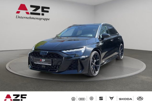 Audi RS3 Sportback S tronic+NAVI+MATRIX+280km/h