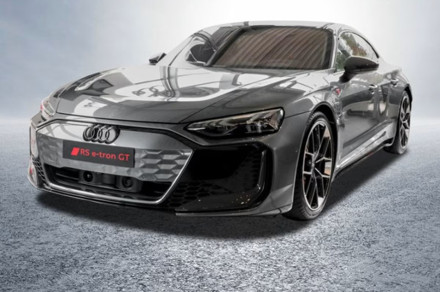 Audi RS e-tron GT performance HUD Allradlenkung Aktivfahrwerk Designpa. Rot Leder Matrix