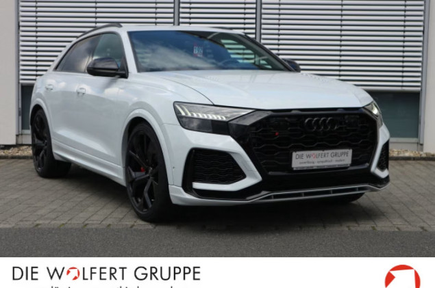 Audi RS Q8 quattro PANO+KERAMIK+AHK+HEADUP+ACC+MATRIX