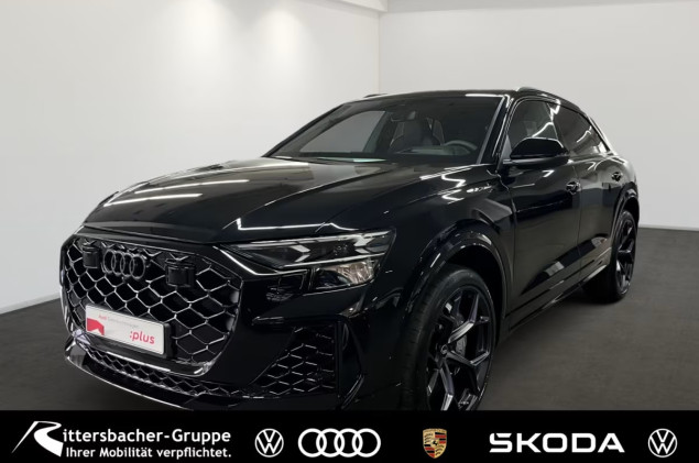 Audi RS Q8 SUV performance tiptronic