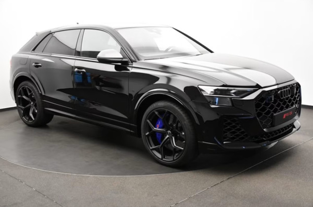Audi RS Q8 SUV performance tiptronic Keramik Head Up Nachtsichtassistent AHK RS Dynamikpaket