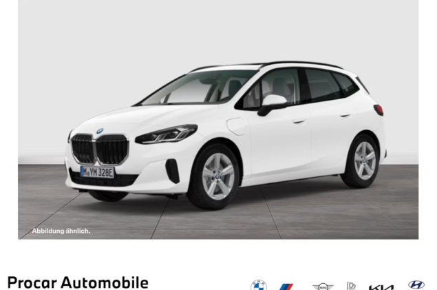 BMW 225 225e xDrive PANO H/K AHK RFK NAVI LED 17