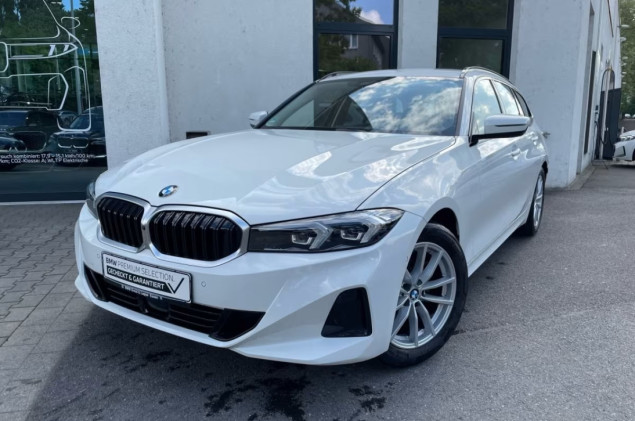 BMW 318 i Touring || AHK Keyless ACC 360° Head-Up