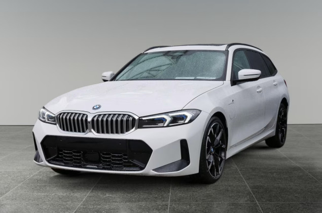 BMW 330 e Touring M-Sportpaket / el. Panodach
