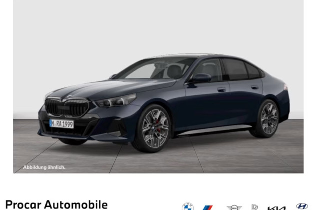 BMW 520 520d M Sport HUD PANO ACC 360°KAM RFK NAVI LED