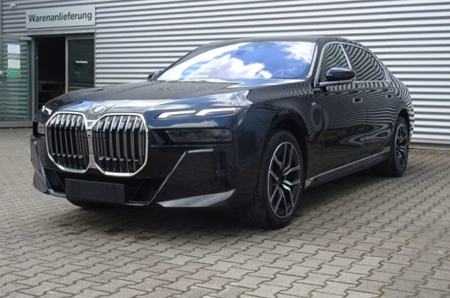 BMW 740 xDrive nur für Businesskunden - ABVERKAUF!