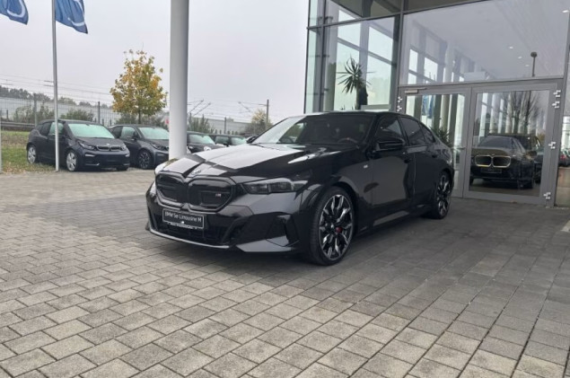 BMW i5 M60i xDrive ab Lager im ABVERKAUF !