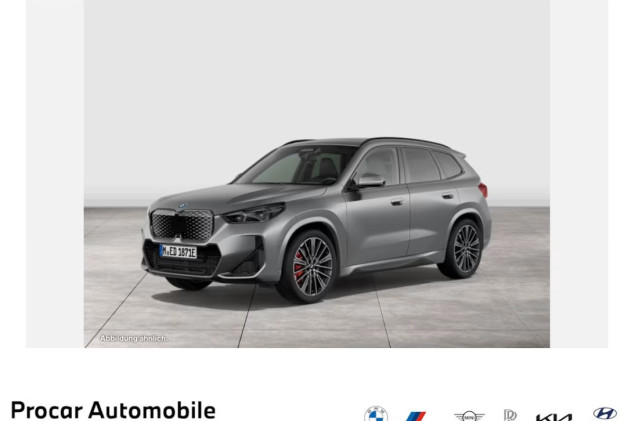 BMW iX1 eDrive20 MSportPro HuD Pano 360° DA Prof