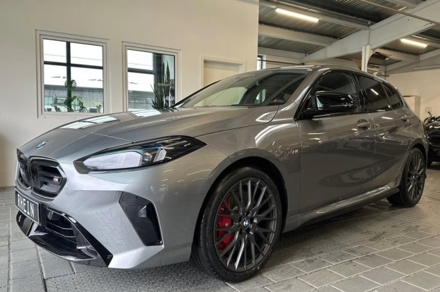 BMW M135i Limousine * >23%* M Perfomance Deals *