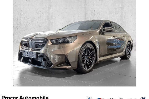 BMW M5 Limousine 0,5% Versteu. INIDIVIDUAL Ultimate Package AHK