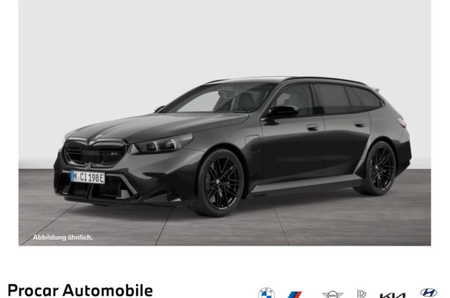 BMW M5 Touring M Sport PANO ACC AHK 360°KAM RFK LED