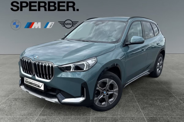 BMW X1 20i sDri., AHK., Dri. Ass. +., Park. Ass. +., H/K., Keyless., Head Up., uvm.