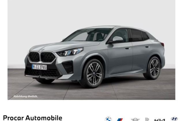 BMW X2 sDrive20i M Sport AHK Keyless DrivingAssist Massage