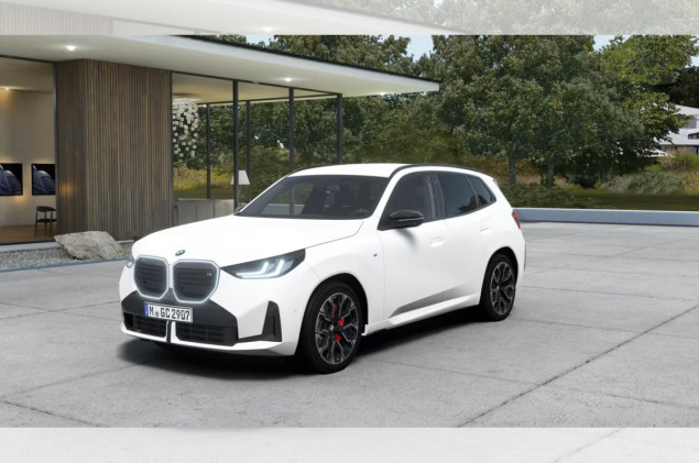 BMW X3 M50**Bestellaktion** Ausstattung anpassbar**Verfügbar ab August