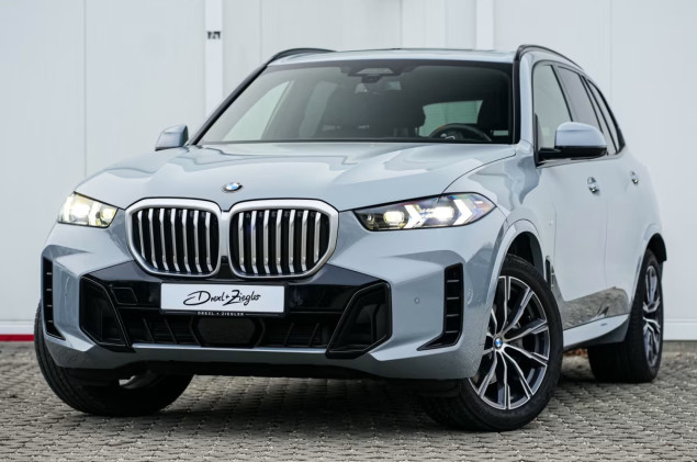 BMW X5 xDrive40d M-Sport AHK ACC PANO Sitzlüft 360°
