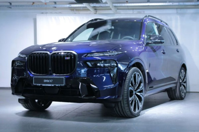BMW X7 M60i xDrive - nur für Businesskunden !!!