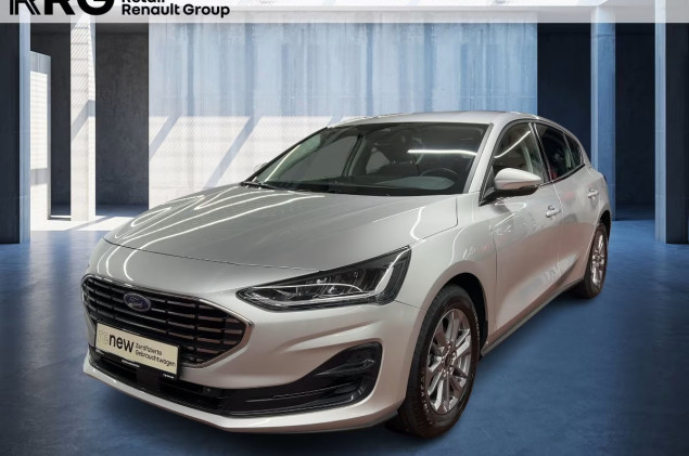 Ford Focus TITANIUM EcoBoost 125 8 FACH BEREIFT