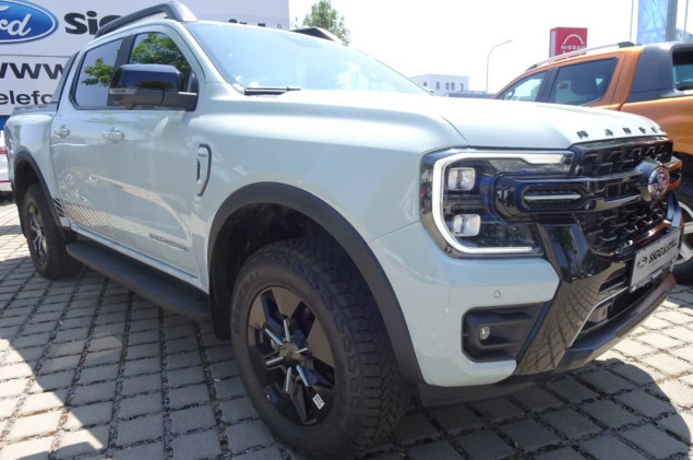 Ford Ranger STORMTRAK*SONDEREDITION*2.3 DoKa PHEV*MATRIX-LED*360°*iACC