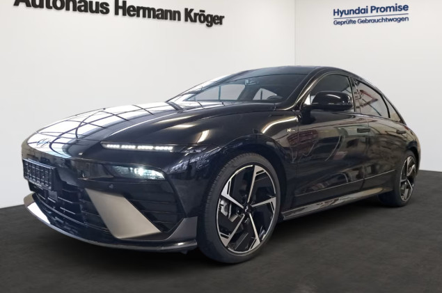 Hyundai IONIQ 6 N Line / 84 kWh-Batterie / 325 PS / 4 WD