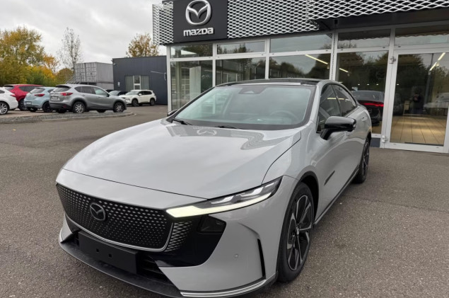 Mazda 6e EV Elektro Heckantrieb Takumi Plus LEDER/360°/SONY/PANORAMADACH