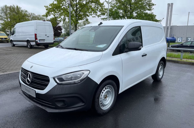 Mercedes-Benz Citan 112 CDI Kasten Standard | SOFORT VERFÜGBAR | Klima | Navi | AHK | Verkleidung/Boden Holz | Sitzhz.