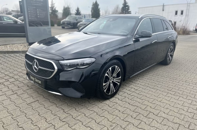 Mercedes-Benz E 450 d 4M T Pano+AHK+Sitzklima+Distr+DigiLight+2 Jahre Garantie