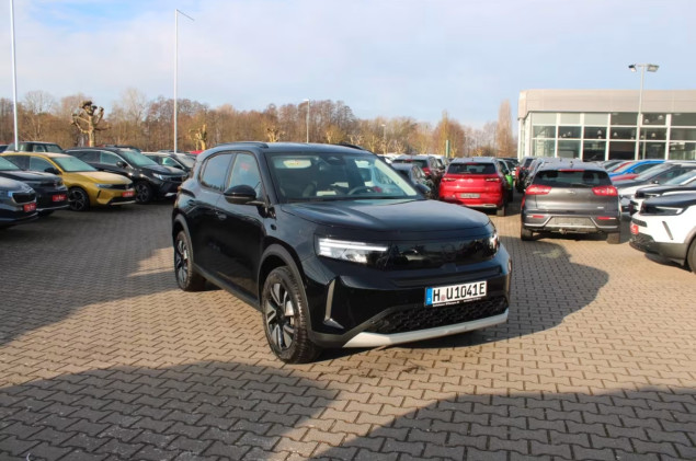 Opel Frontera Electric 54-kWh-Batterie 83kW Ultimate *Winter-Paket*Allwetter*