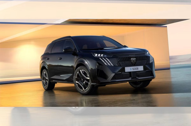 Peugeot 5008 Elektro 210PS GT/73KW / Wunschfarbe/Ganzjahresreifen/ Winterpaket/ konfigurierbar bis 30.05.20