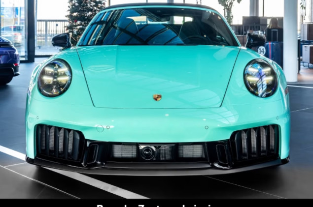 Porsche 992 911 Carrera GTS Cabrio FnW mintgrünvBurmester PDDC PCCB Liftsystem 18 Wege Inno Drive