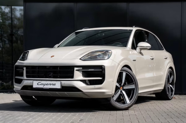 Porsche Cayenne S E-Hybrid Black Edition 0,5% Versteuerung!
