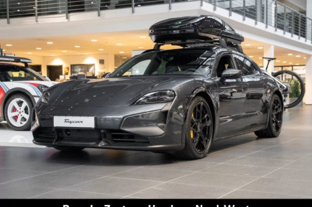 Porsche Taycan Turbo S Cross Turismo  AKTION: inkl. 2.000EUR Ladeguthaben geschenkt! Sofort verfügbar: Ihr Porsche