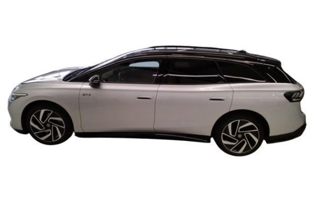 Volkswagen ID.7 Tourer GTX /1.800KG AHK /PLUS-PAKETE