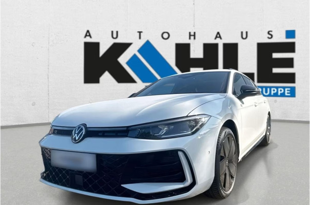 Volkswagen Passat 2.0 TDI DSG SCR R-Line SOFORT VERFÜGBAR BlackStyle ProMax Standhzg Pano AHK
