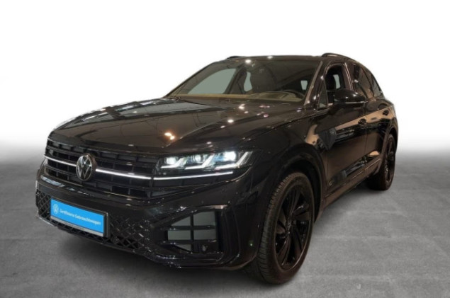Volkswagen Touareg 3.0TDI R-Line 4x4 STHZG LUFT AHK HUD