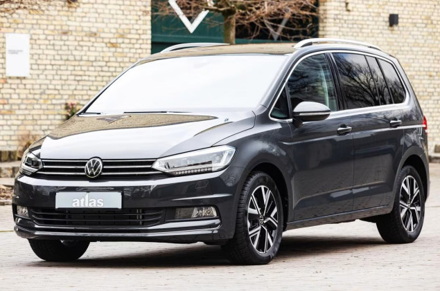 Volkswagen Touran Highline 2.0 TDI DSG • 7SITZER • MASSAGE• LED • SOFORT