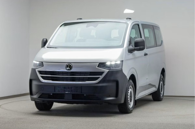 Volkswagen Transporter Kombi 2.0 l TDI *AHK*PDC*RFK*KLIMA*